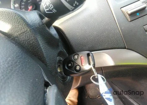 2008 Honda Accord 2.4 Ex-L z USA, uszkodzony, nr VIN 1HGCP26838A104605